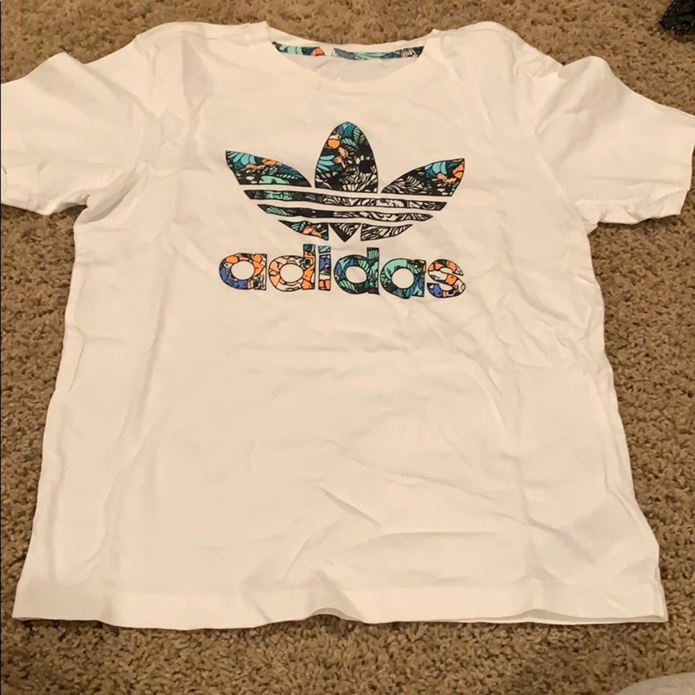 Adidas tee